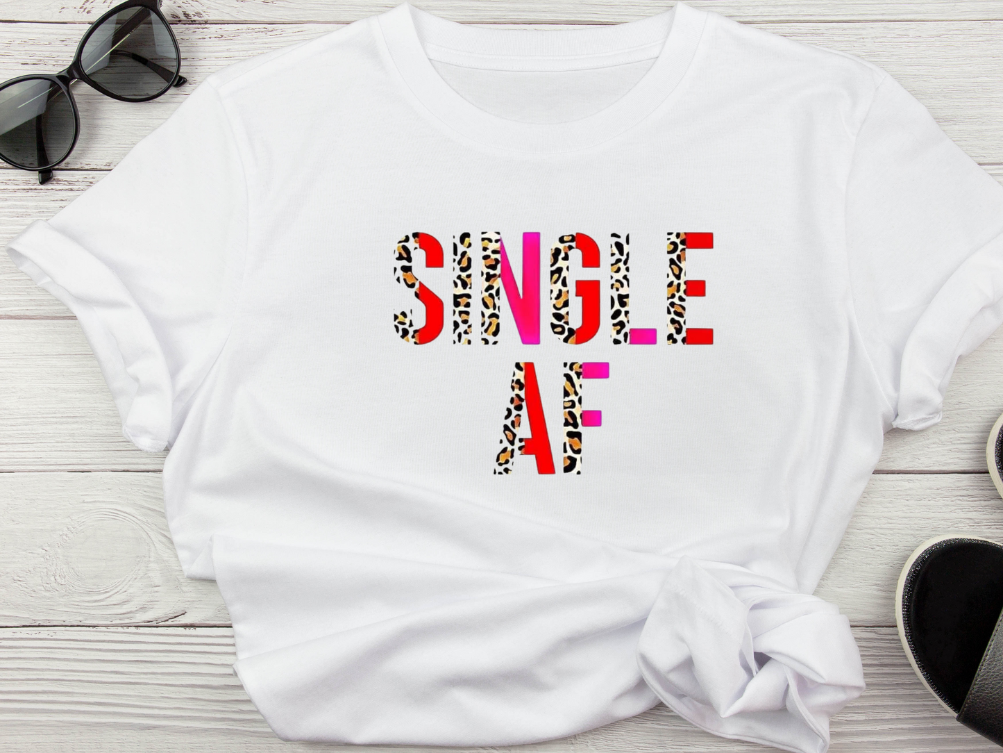 Single AF Valentine's day t-shirt with bold letters and leopard print