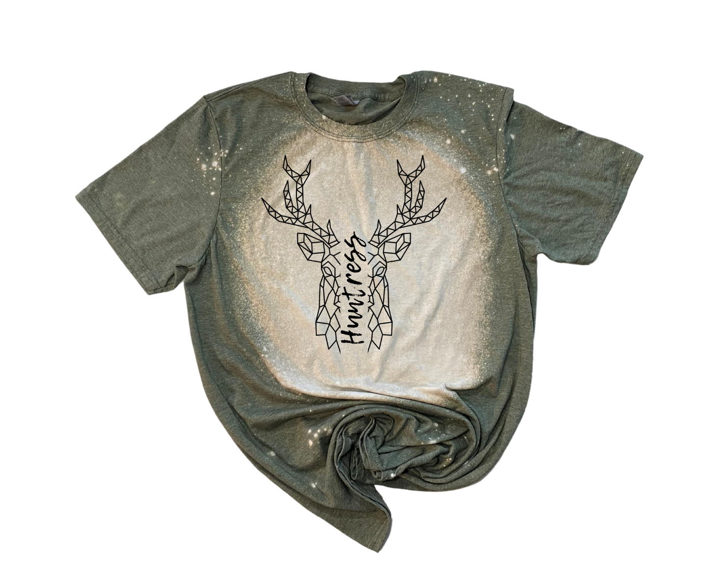 Huntress Deer t-shirt with geometric deer head
